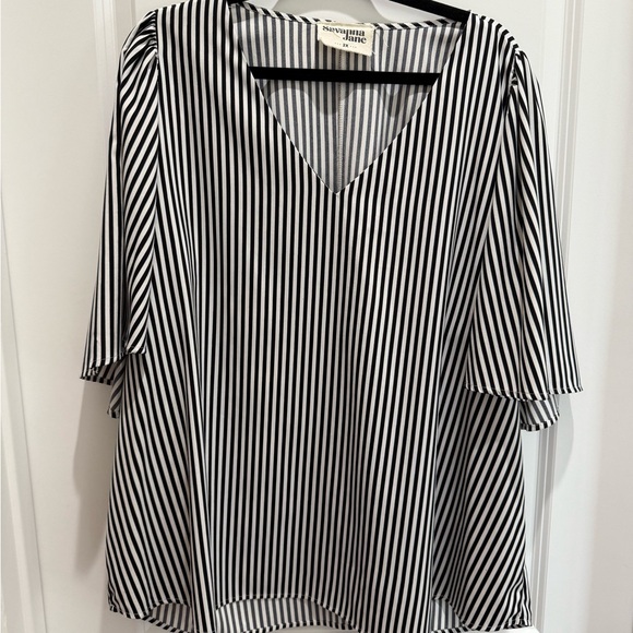 Savanna Jane Tops - Savanna Jane Black and White Boxy Blouse
